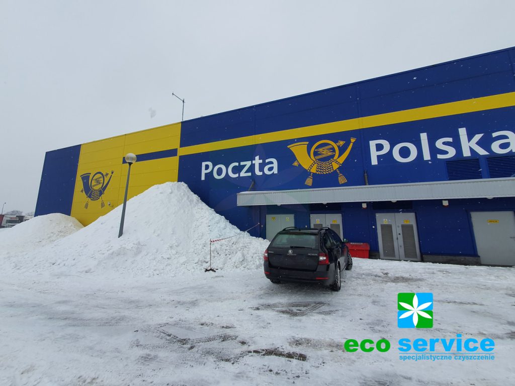 odśnieżanie dachów